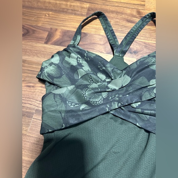 Lululemon Athletica Wrap Tank Top Green Women’s Medium - Picture 6 of 16